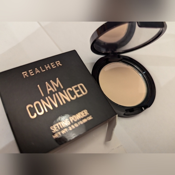 RealHer Setting Powder NIB 2.5g travel size, - Picture 9 of 9